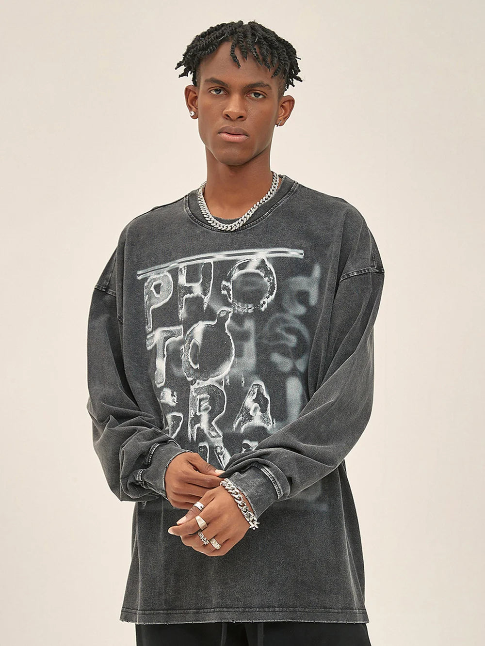 Retro Abstract Letters Washed And Distressed Long Sleeves - Celestialzstreetwear